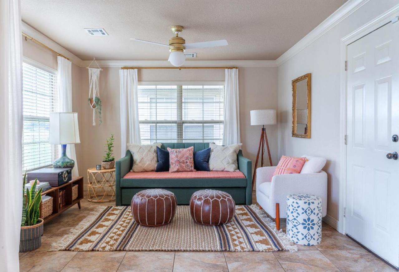 Cottage Getaway - Quiet Cottage Charm Near U Of A Fayetteville Exteriör bild
